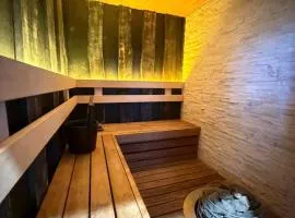 MaxiMar Apartment With Sauna