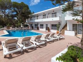 Hostal Es Pi - Formentera Vacaciones, hotel a Playa Migjorn