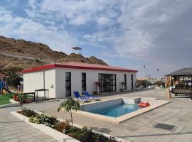 Noor-Hatta Deluxe Villa Farmhouse, hotel en Hatta