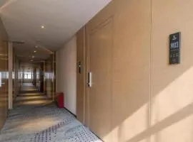 Lavande Hotels· Guiyang Huaxi Tongshijie