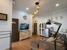 Clamitan House Padalarang