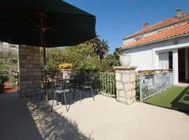 Aparman Forteca - Korčula centar