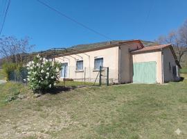 Maison de campagne - Véranda & calme: Barras şehrinde bir otel