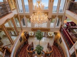 Empress Madani Palace, Boutique Hotel & سرا – hotel w mieście Surrey