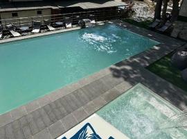 BLUE mountain: Bukovel'de bir otel