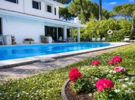 Villa sunshine with pool