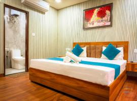 Hotel Nutan Ashray - 200 mtr from prem mandir, hotel en Vrindāvan