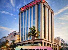 Ramada by Wyndham Continental Jeddah, hotel u gradu 'Jeddah'