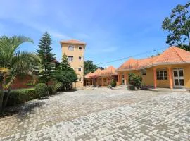 Tidecrest buffalo suites, Fortportal