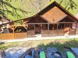 Cabana Pinolera, khách sạn ở Boga