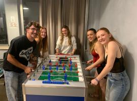 Lion University & Youth Hostel Milano, hotell i Milano