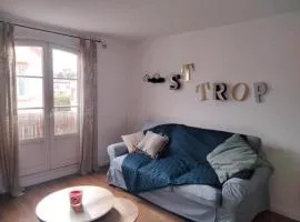 Le Roussel l City center l Shellter Rentals