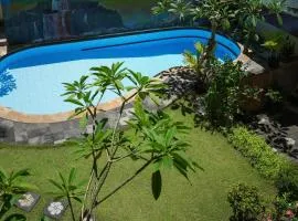 Nusa Dua Moon Hotel