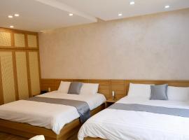 The C'mon Mộc Châu, hotel a Làng Môn