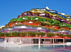 Luxury Boas Botafoch ibz, hotel in Ibiza Town