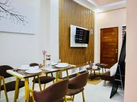 FYLL Homes - Ysabella Suite Stylish Art Deco 1-Bed Apartment with FREE Parking Near Pagsanjan Falls & Caliraya