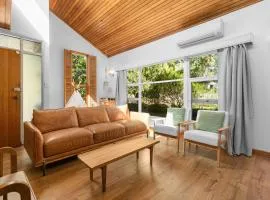 Ultima Escapes - Family & Pet Friendly 3BR Home in Adelaide Hills - BBQ, Deck, Wildlife & Nature Retreat