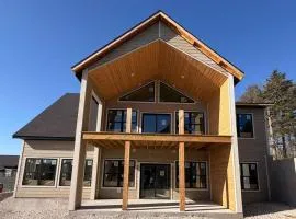 Lakes, Links, and Luxury at the Landing Overlook.