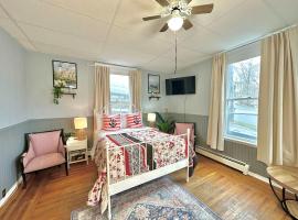 Spring Deal 1BR near the LaHave River and Trails โรงแรมในบริดจ์วอเตอร์