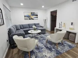 Island elegance! Pet-friendly 3 bedroom with parking