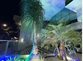 Quarto e sala bem distribuído na Meira Júnior em Cabo Frio