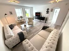 Große Fewo zwischen RUHE & Brombachsee NETFLIX WIFI SONNENTERASSE