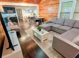 Woodhaven Cottage Downtown McKinney