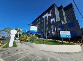 Beverly Hills: Hotel and Business