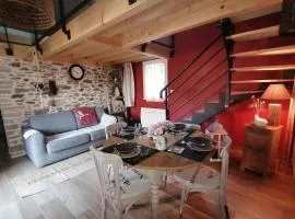 La Ruine du Jardin, small house in a quiet hamlet