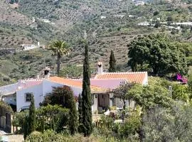 Casa Azafranes - Boutique B&B - Arenas