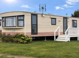 The Hemsbee Static caravan 117 Sandsgate Hemsby