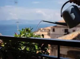 Borgo Amei nel centro storico di Pizzo con vista mare