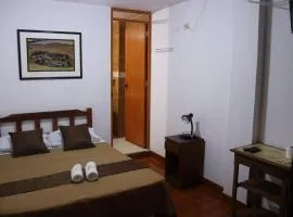 Habitación Matrimonial con entrada independiente