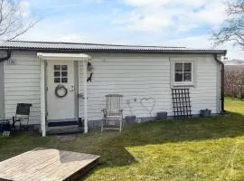 6 person holiday home in Skummeslövsstrand