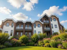 Romantic apartment in Hambachtal Holiday Park, hotel u gradu Oberhambach