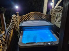 Westcliffe chalets Sea view, hotel a Niton