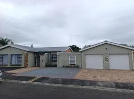 Siyapeya Household