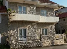 BlueWave Apartmani - Bjelila