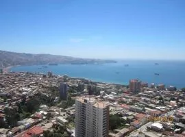 Apartment with balcony, steps from Caleta Portales, 2 bedrooms, 2 bathrooms