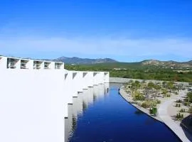 Golf Course & Ocean View with 3 BD 4BA Cora