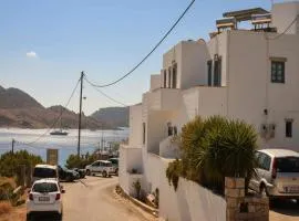 Beach Home, Patio & Sea Breeze