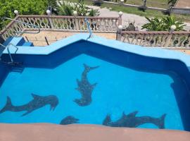Cool breeze Penthouse, hotel a St Mary