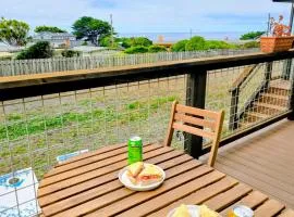 Ocean view-Huge backyard-Quiet neighborhood