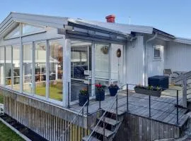 Cozy Home In Torslanda With Wifi