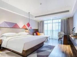 Borrman Hotel Baise High-speed Railway Station Hengning Plaza