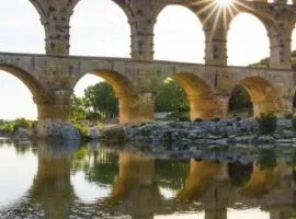 Maison Sernhac Pont du Gard Uzes Remoulin