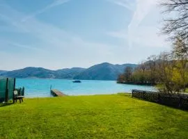 Exklusives Attersee Haus mit privatem Badeplatz und Steg - Top Lage für 8 Gäste