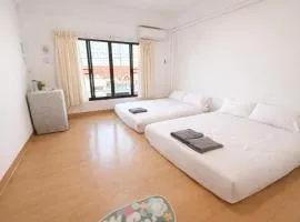 The Layover Donmueang Airport Hostel