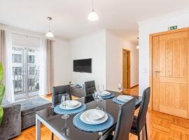 Sapphire Scape Assomada Madeira by GRM, hotelli kohteessa Bicas