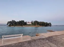Blue Pearl Seafront